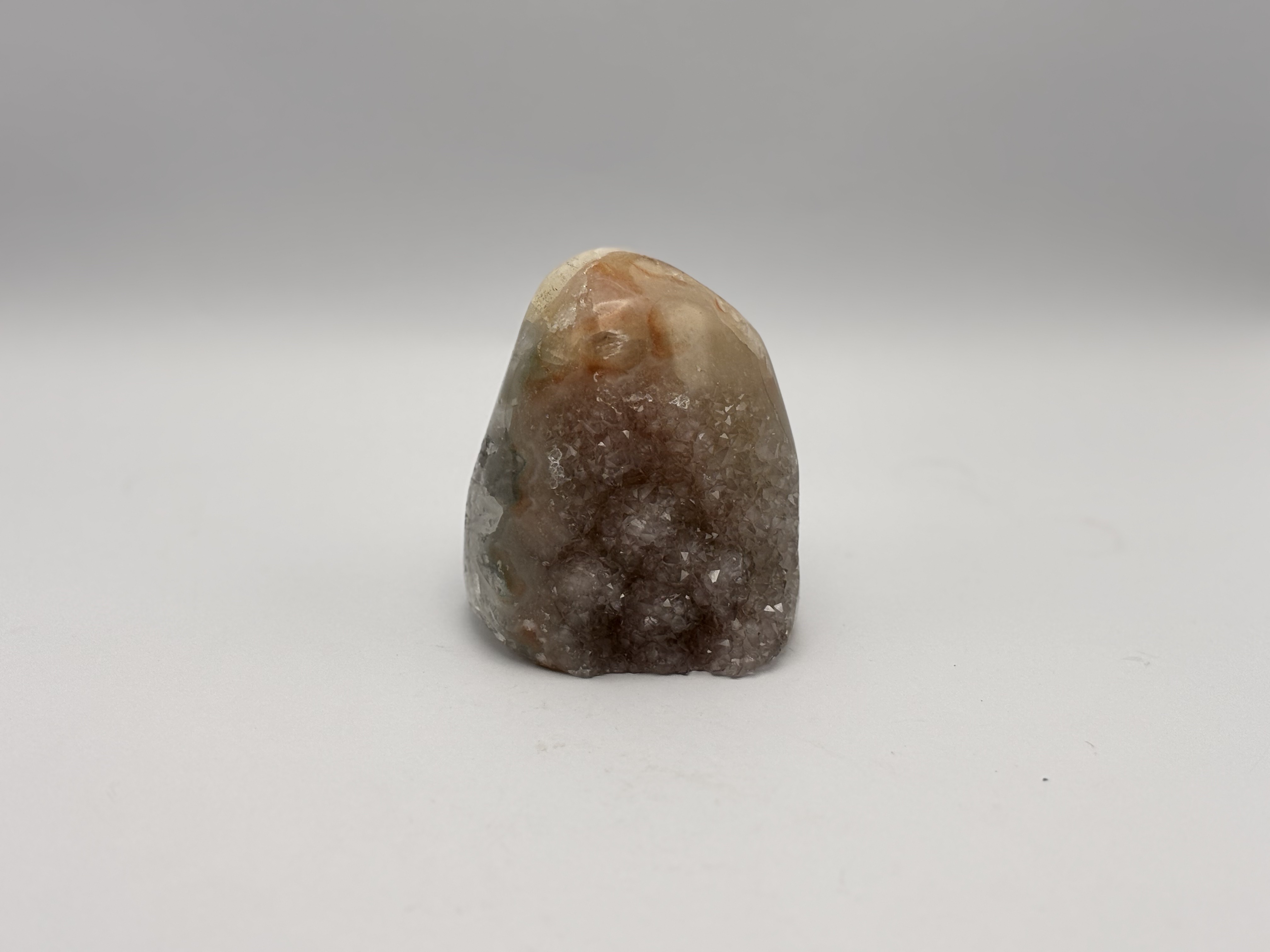 ágata com quartzo formação drusa