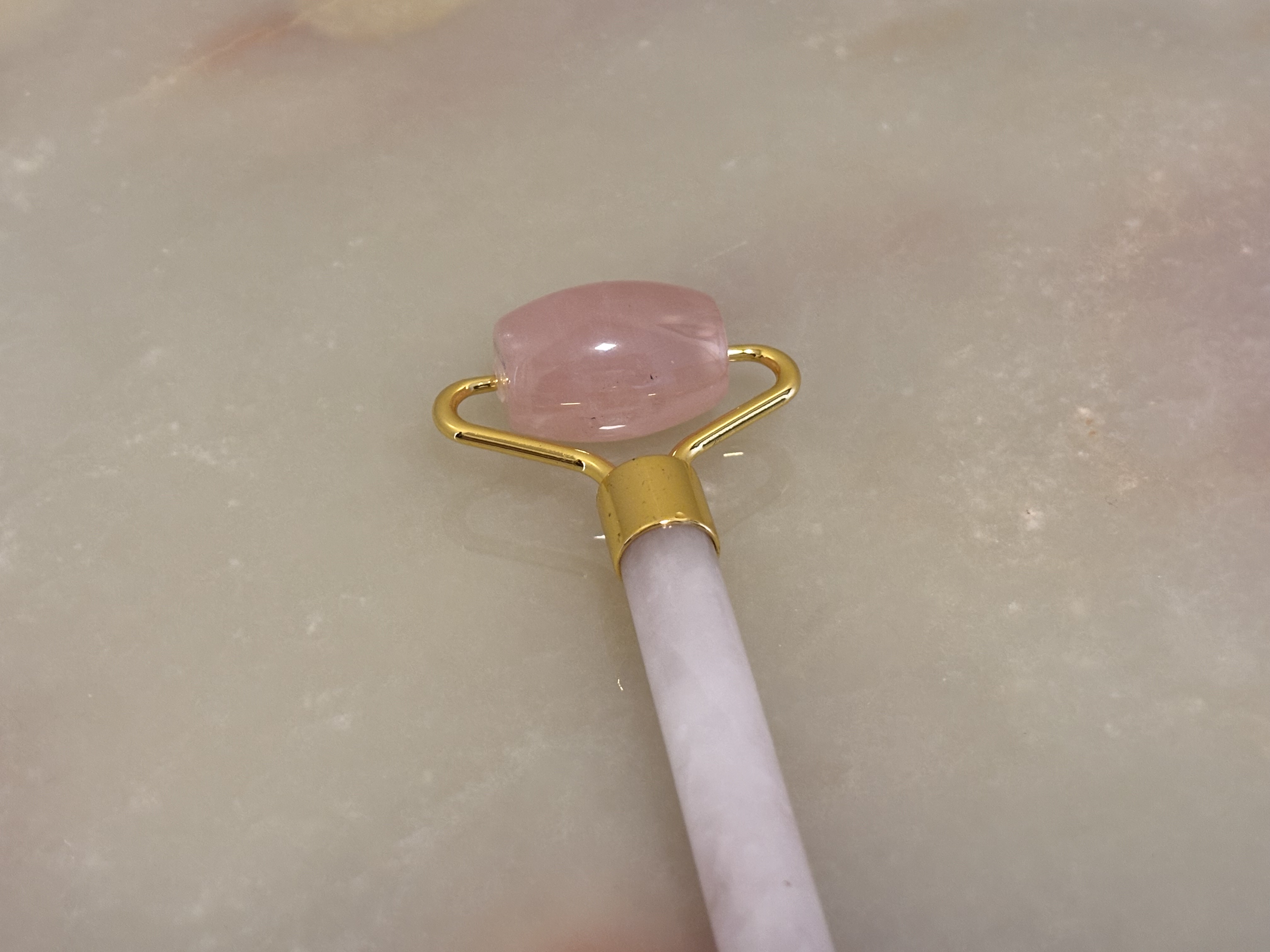 Rolo Facial de Quartzo Rosa