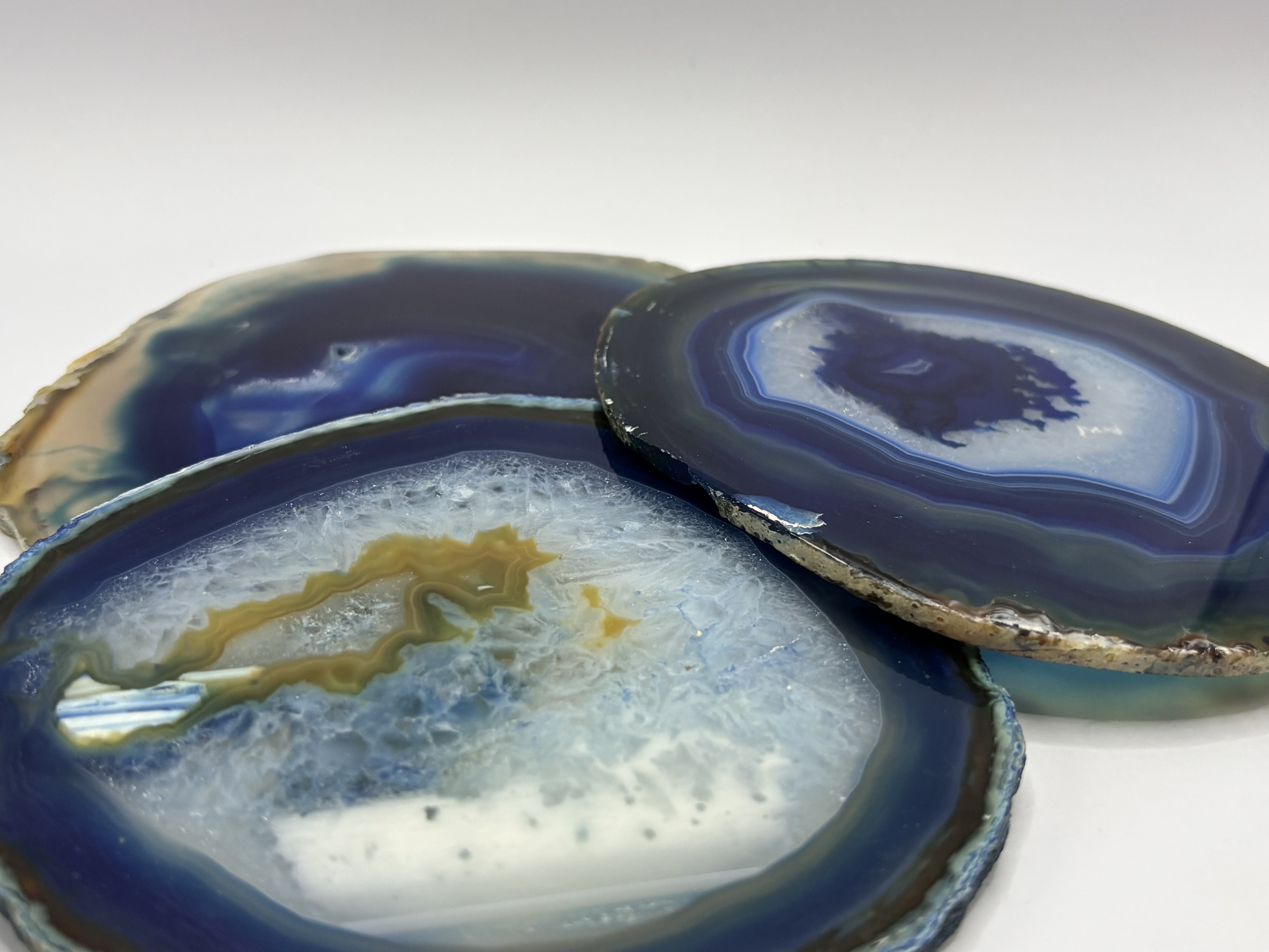 Conjunto de bases em ágata natural ( com tingido )