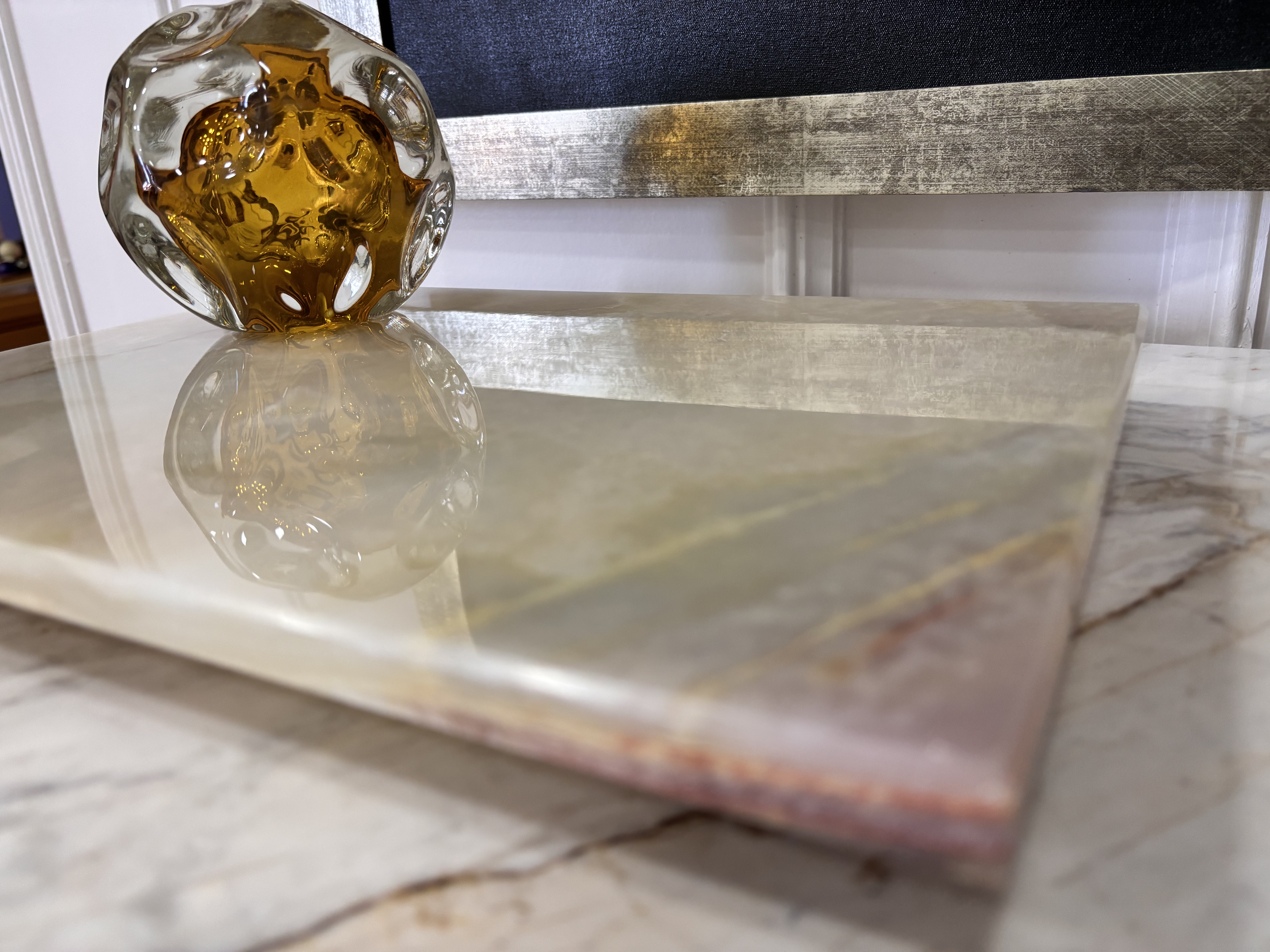 Tabua de pedra de ônix