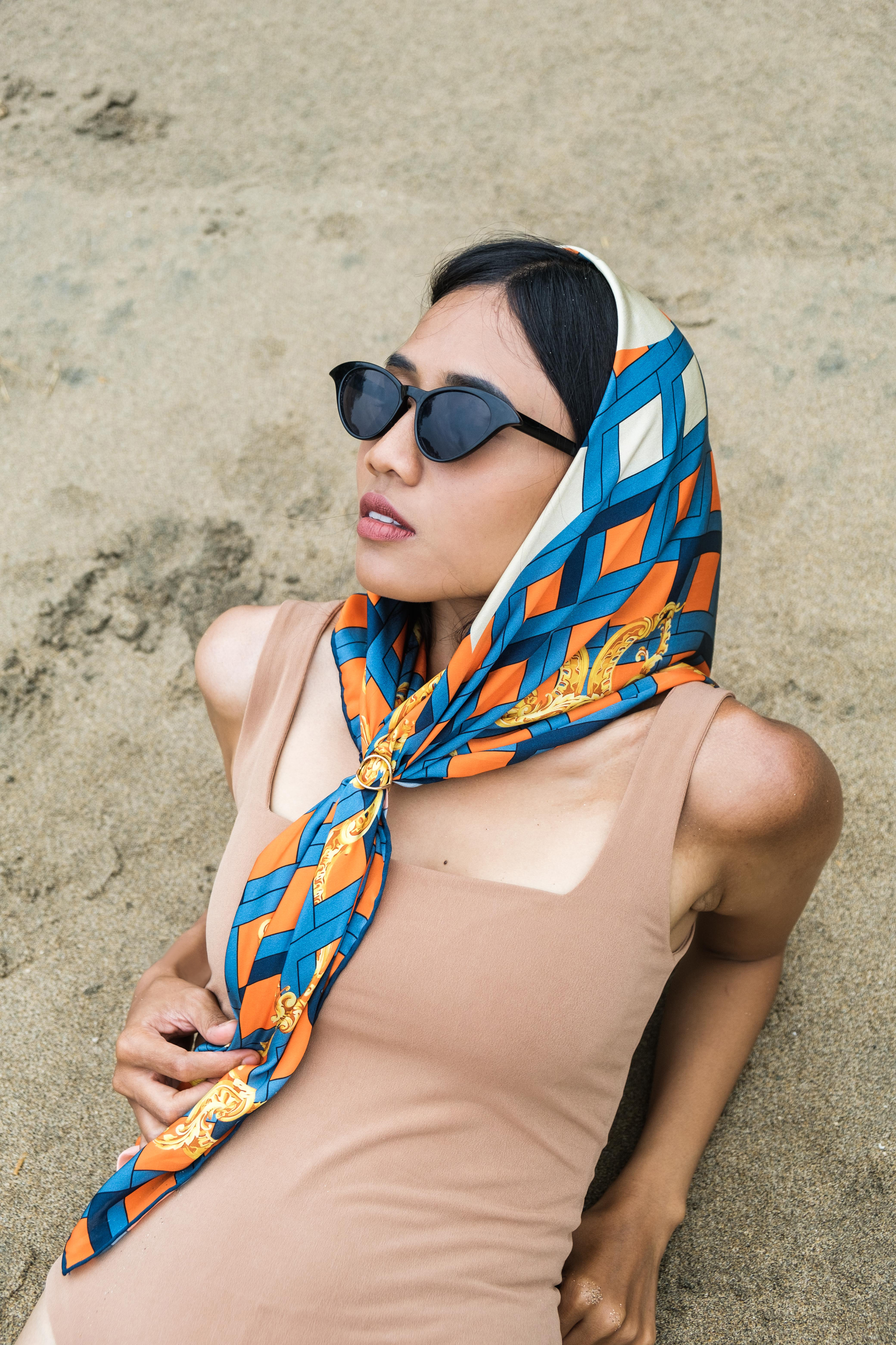 90 x 90 Silk Scarf Luisan Monogram