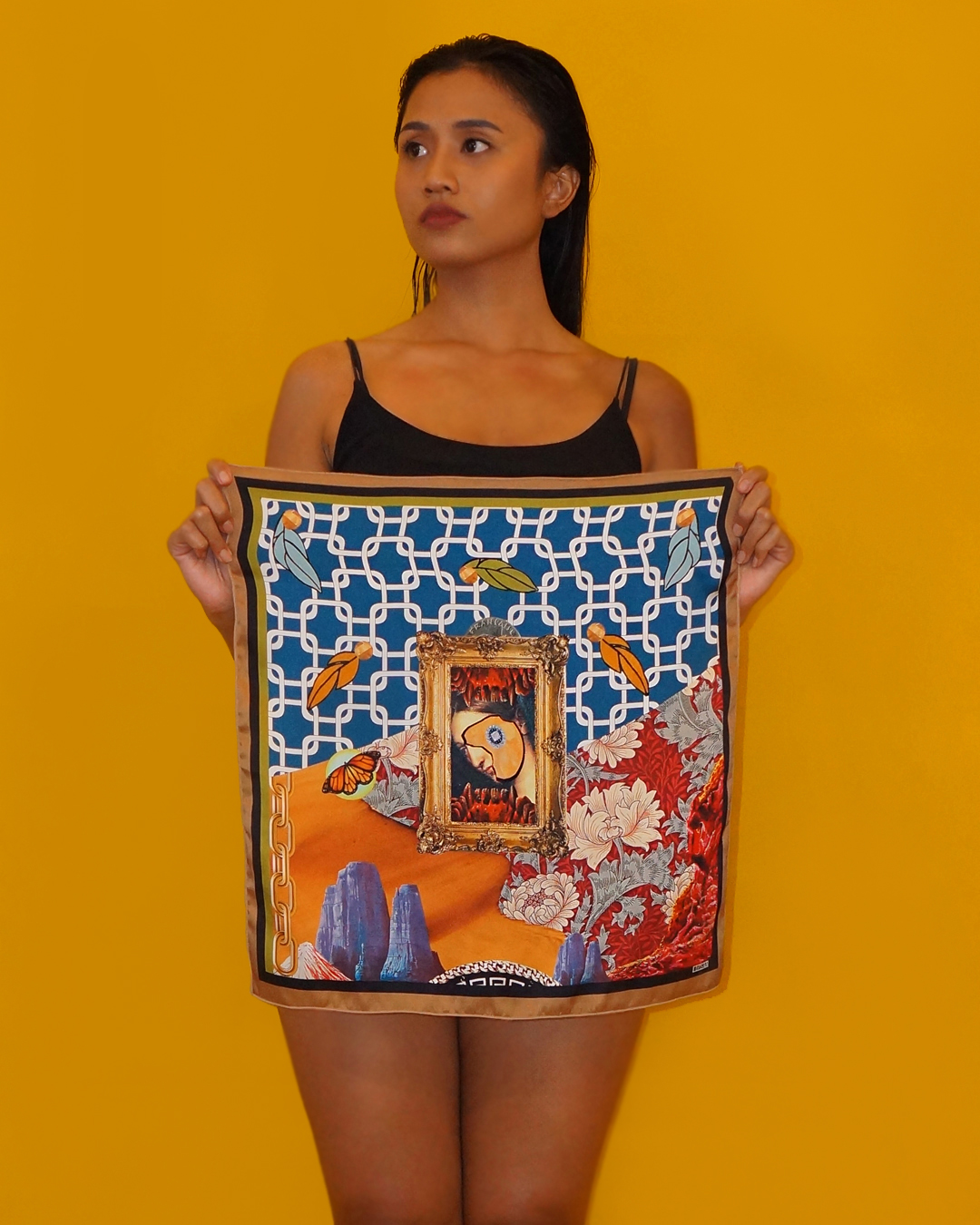 Silk Scarf 48 x 48 La Madone