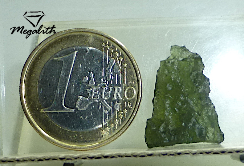 (AAR099) Moldavit Rohstein 