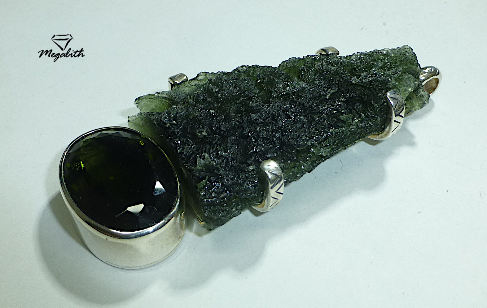 (A900) Moldavit Anhänger Rohstein 