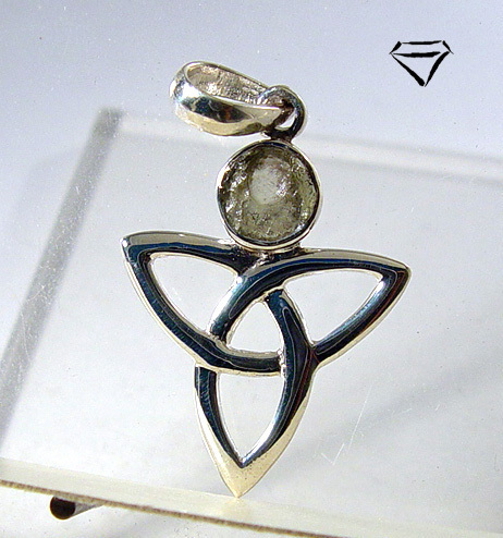 Moldavit Anhänger Triquetra