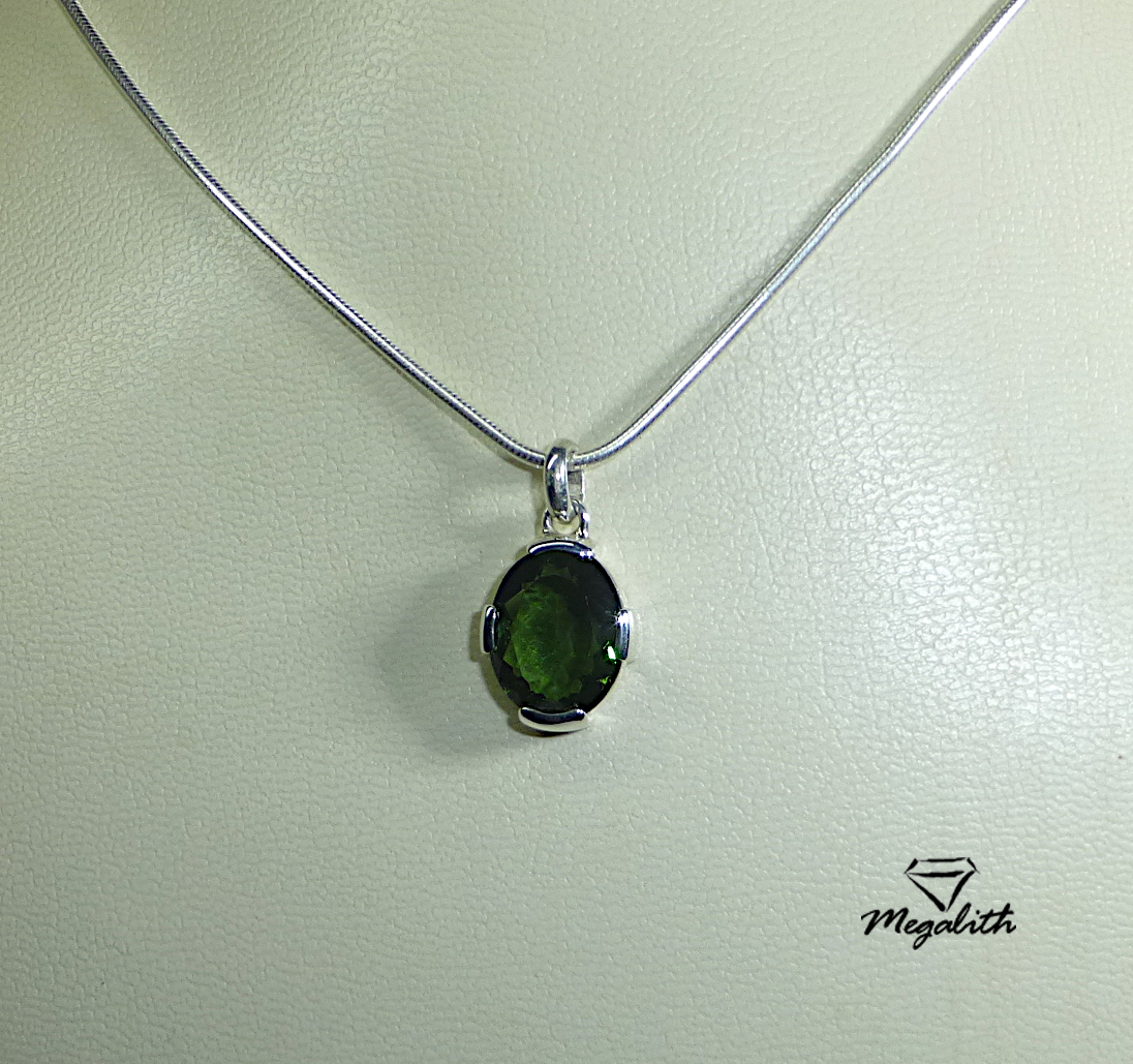 (Ag508) Moldavit Anhänger facettiert
