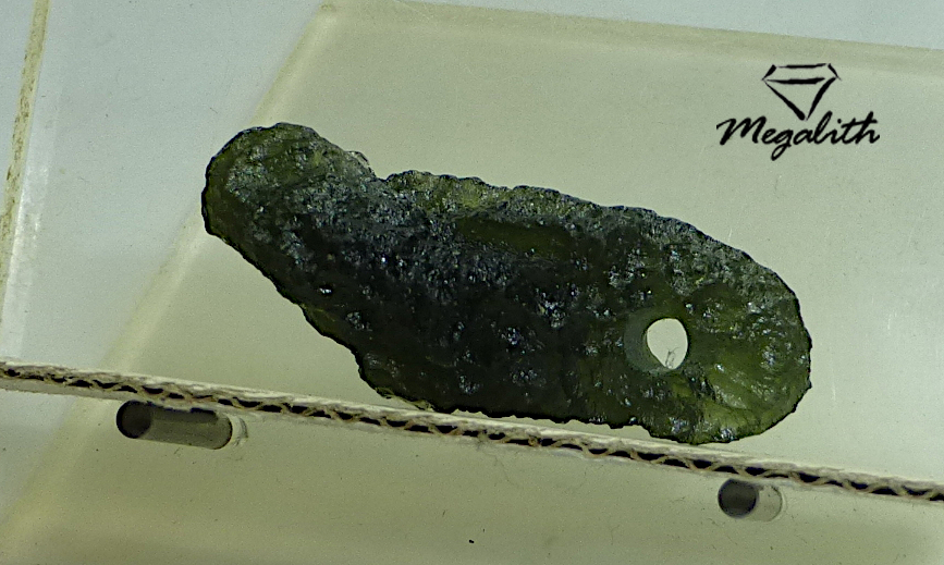 (GB517) Moldavit gebohrt 