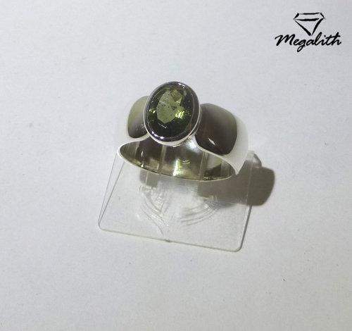 Moldavit Ring facettiert