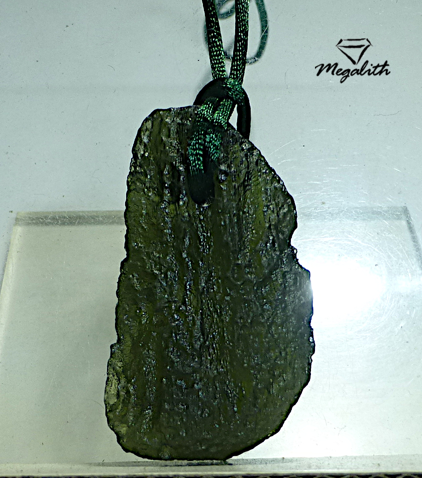 Moldavit gebohrt (GB516)