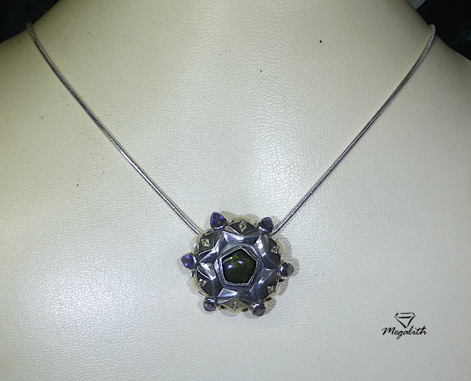 Moldavit Anhänger Mandala