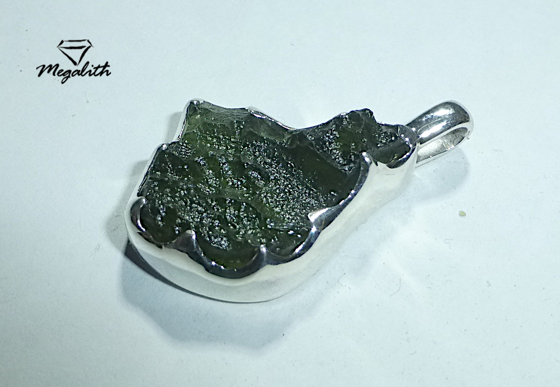 Moldavit Anhänger Rohstein (A810)