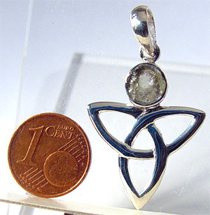 Moldavit Anhänger Triquetra