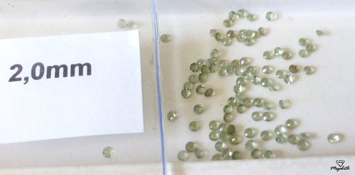 Moldavit geschliffen (Gf001)