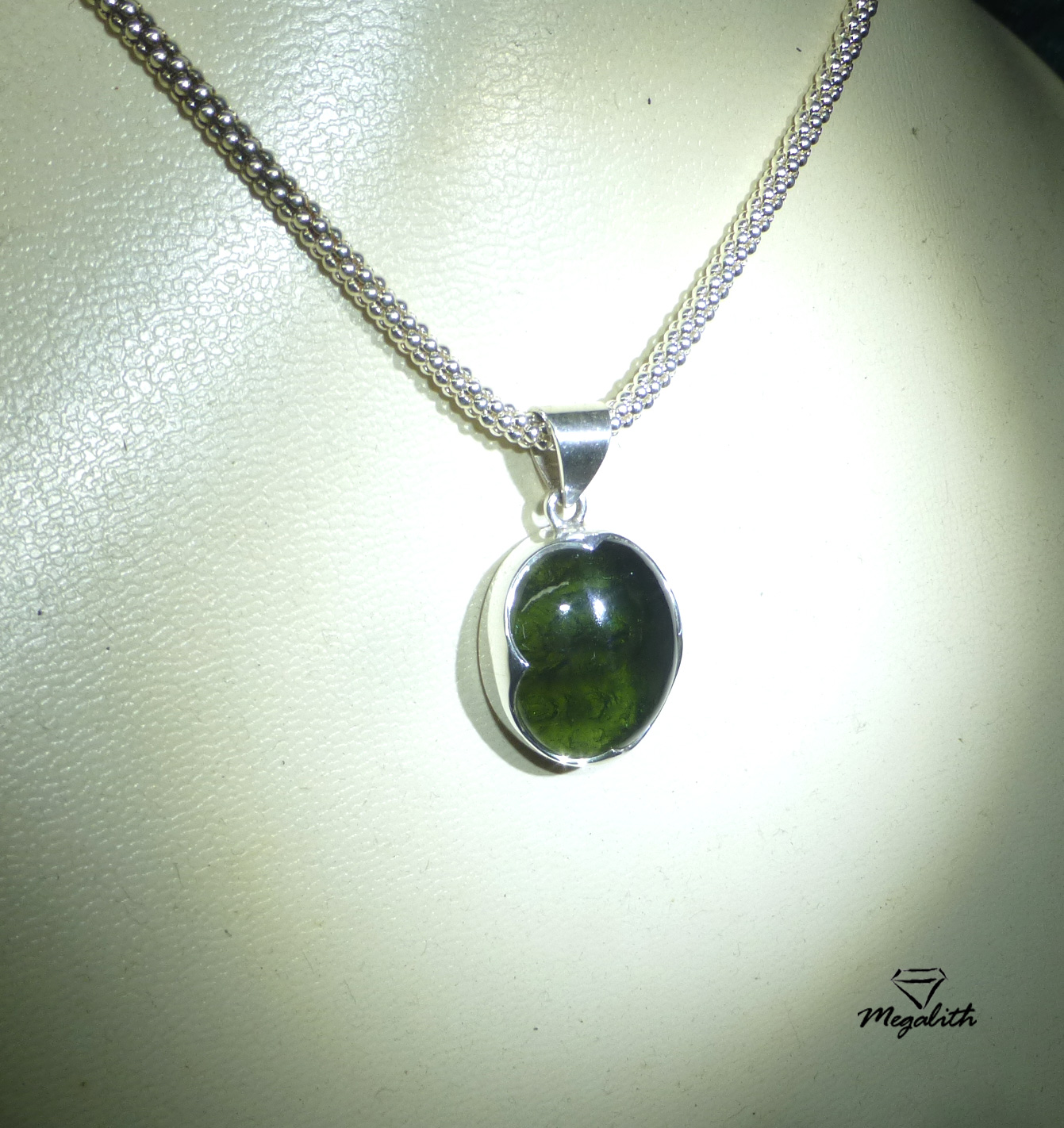 Moldavit Anhänger Cabochon