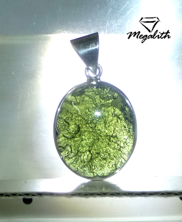 Moldavit Anhänger Cabochon