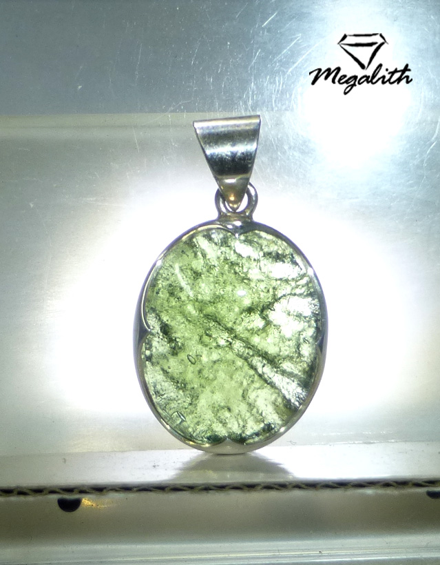 Moldavit Anhänger Cabochon