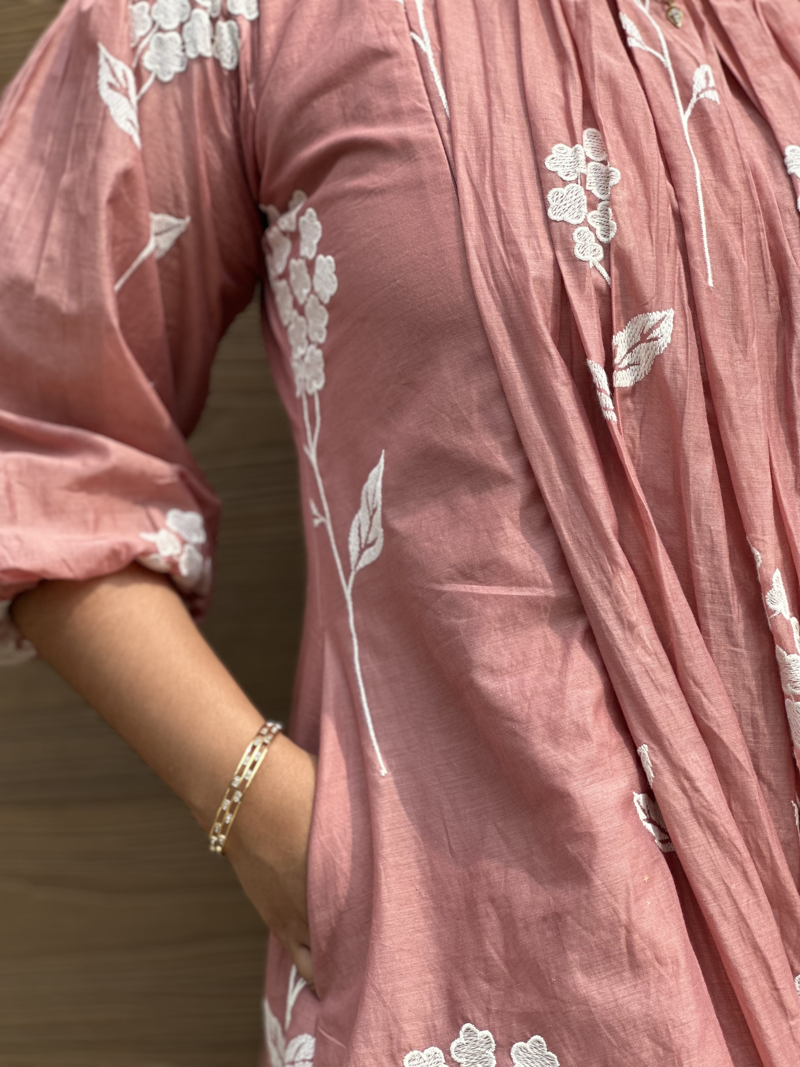 Mauve embroidered glass Chanderi feeding Kurta