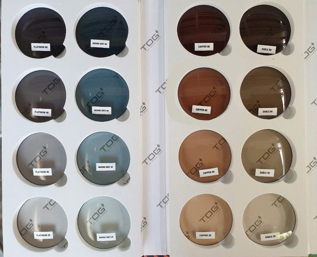 Kính mắt đổi màu