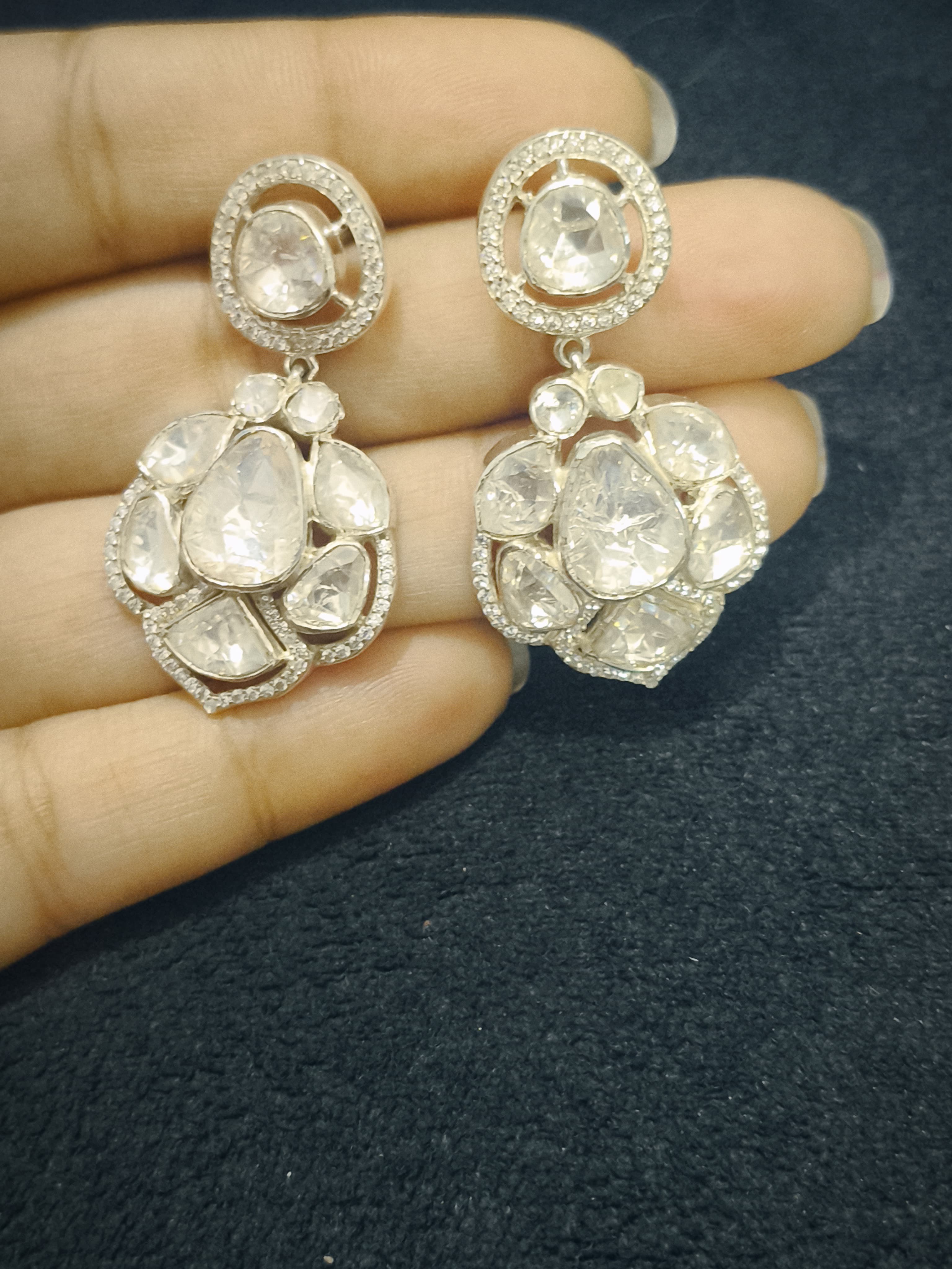 Elegant crystal drop earrings
