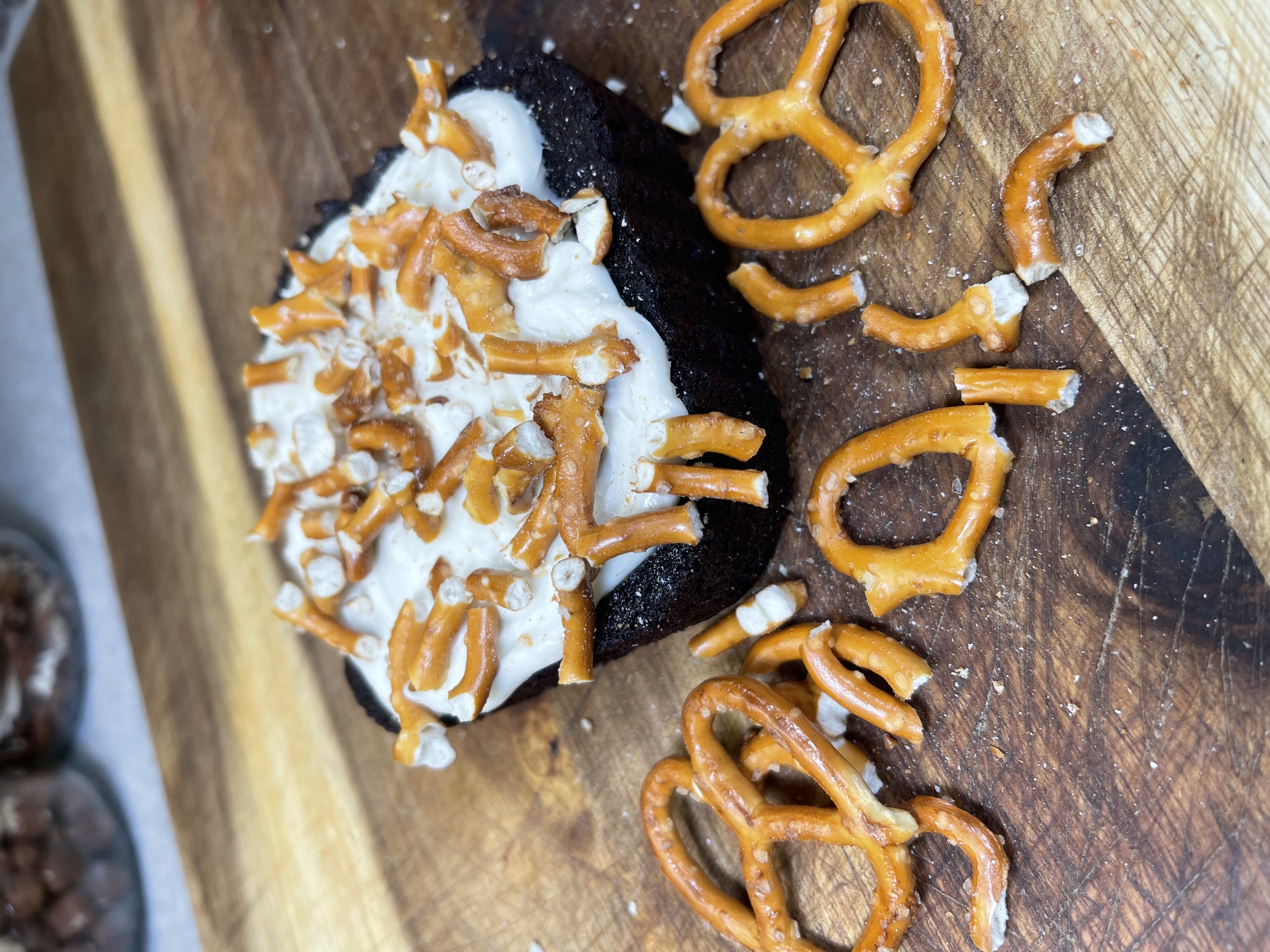 Pretzel Logic Brownie