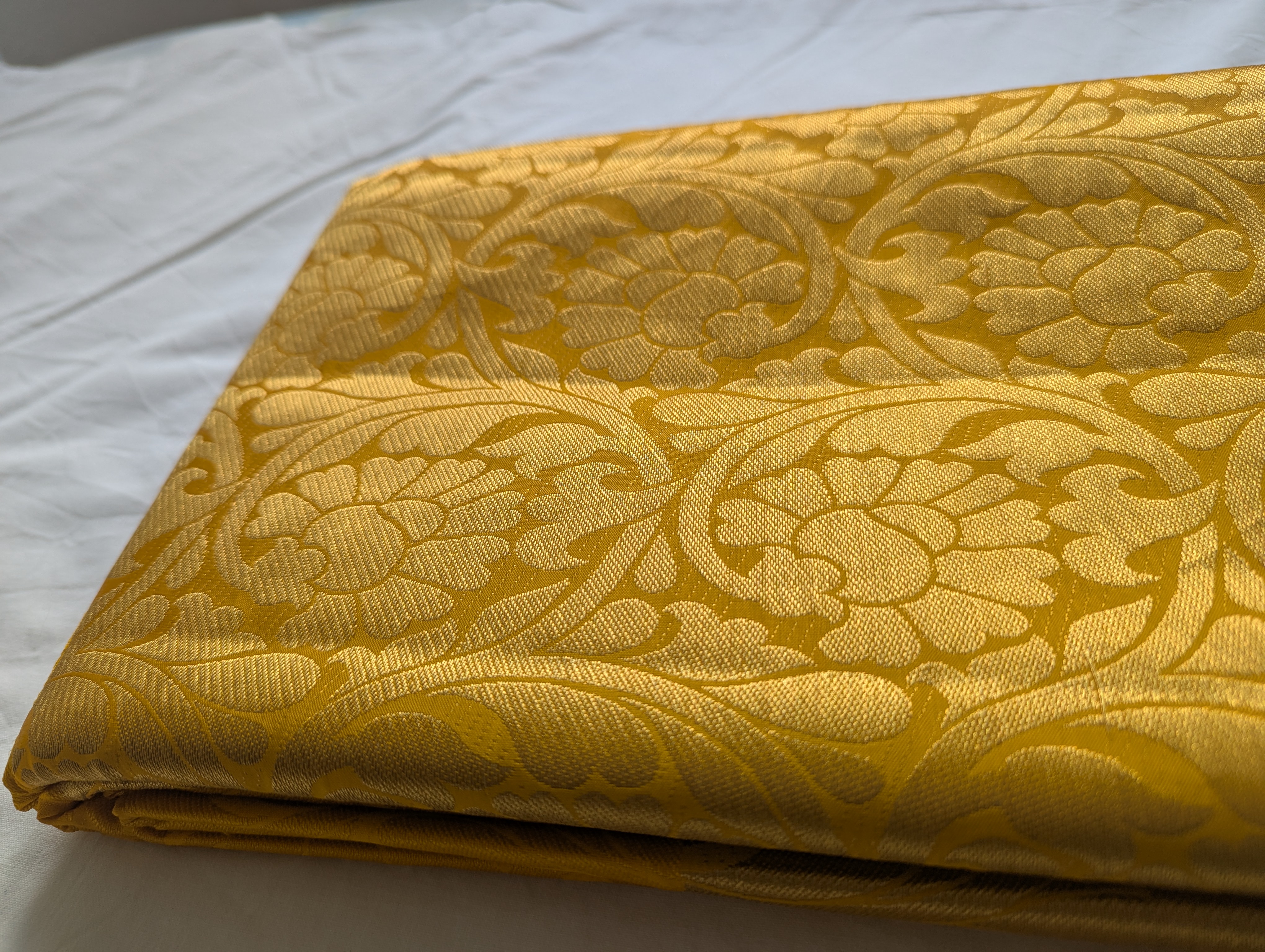 Goldener Saree