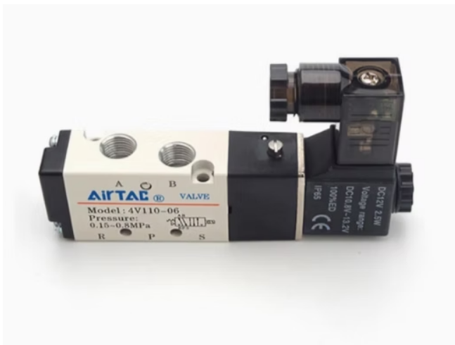 SERIE 4V110-06 AC220V 4V110-06