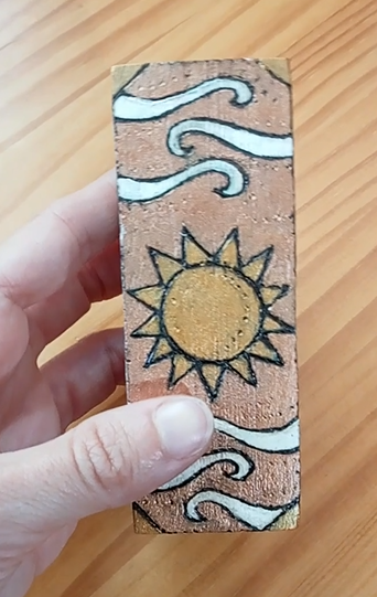 Prisma soles y lunas