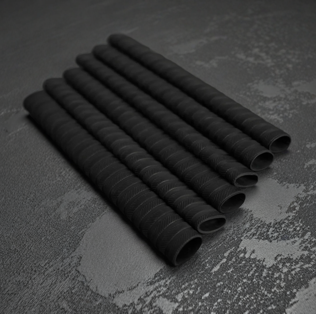 BLACK CHEVRON GRIPS