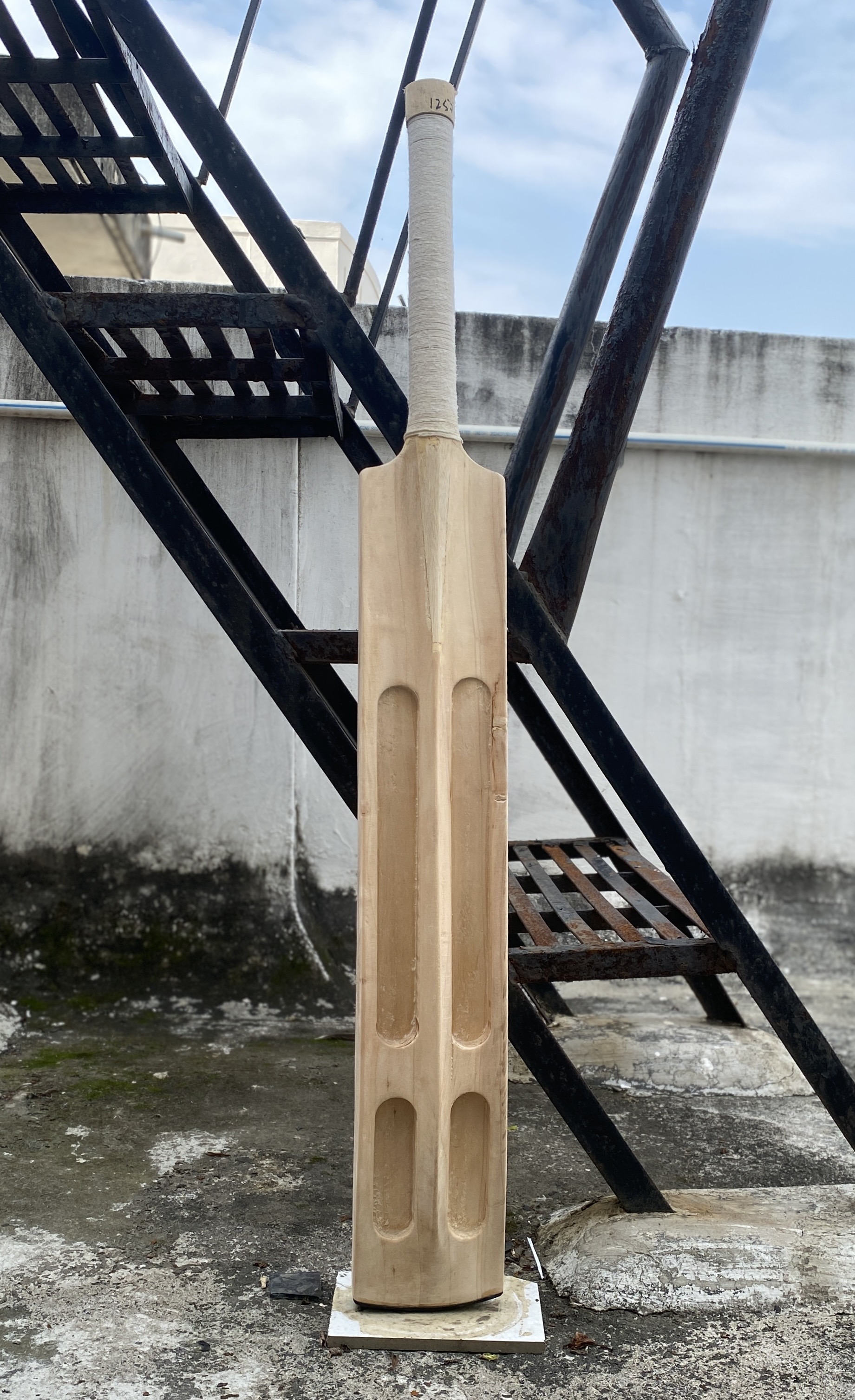 #010 PREMIERE EDITION HT SIZE 35 FLAT BLADE G2/KW - 1110g