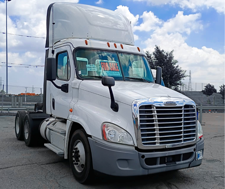 2017 Freightliner Cascadia Day Cab