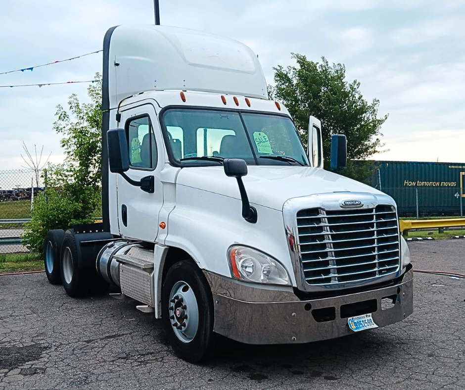 2015 Freightliner Cascadia 