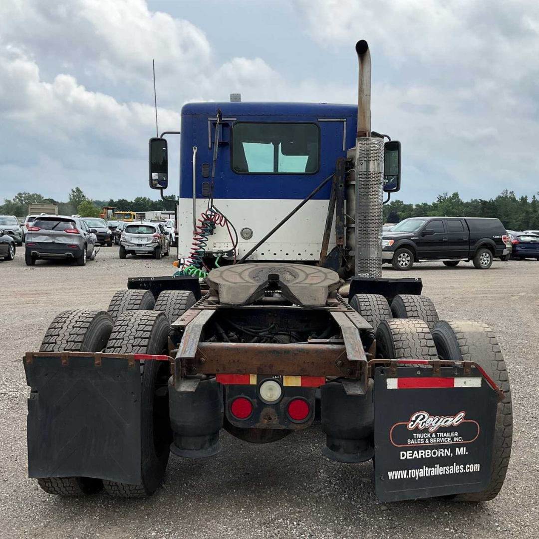 2009 Freightliner Columbia