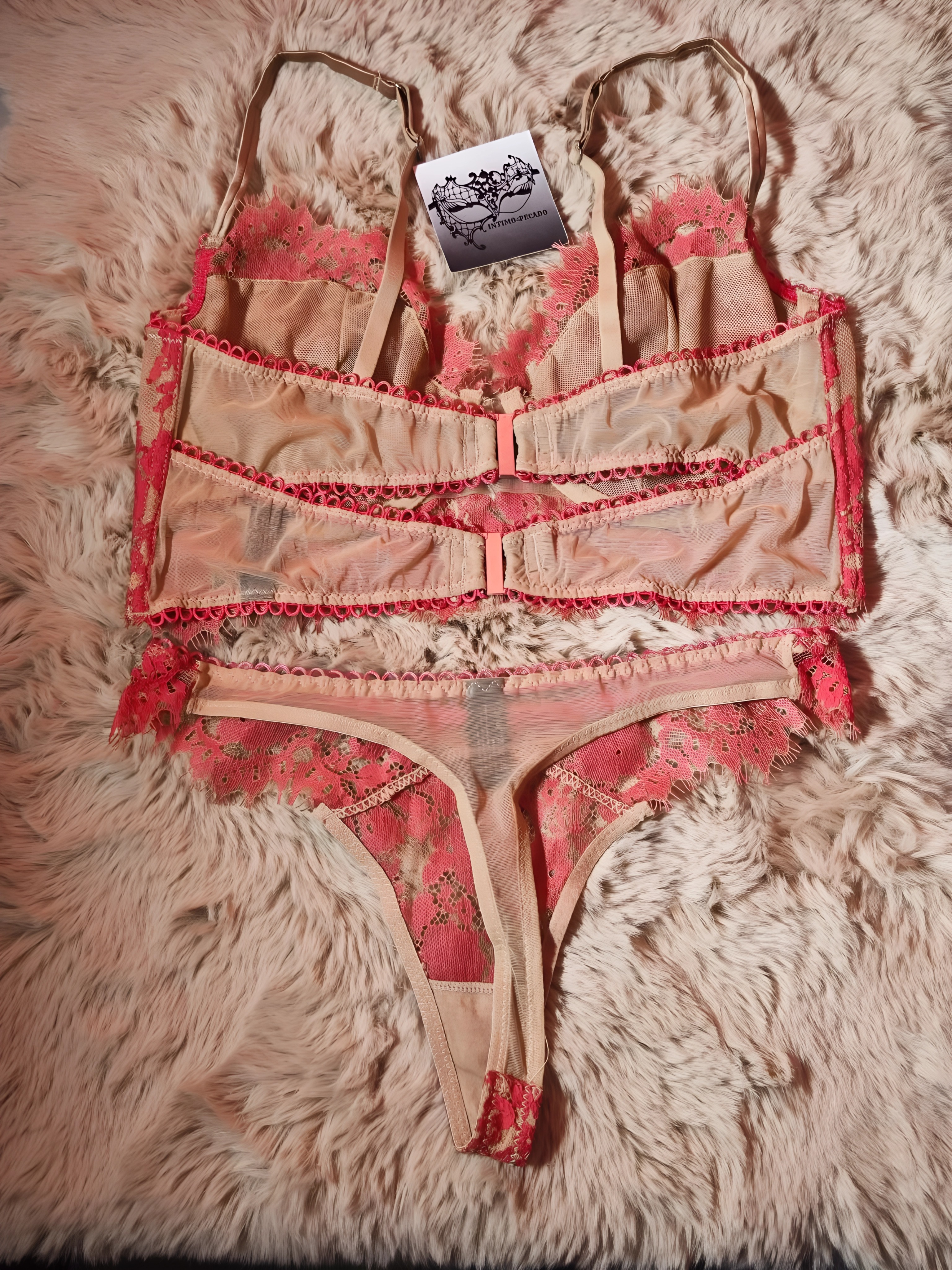 Conjunto Caricia Prohibida