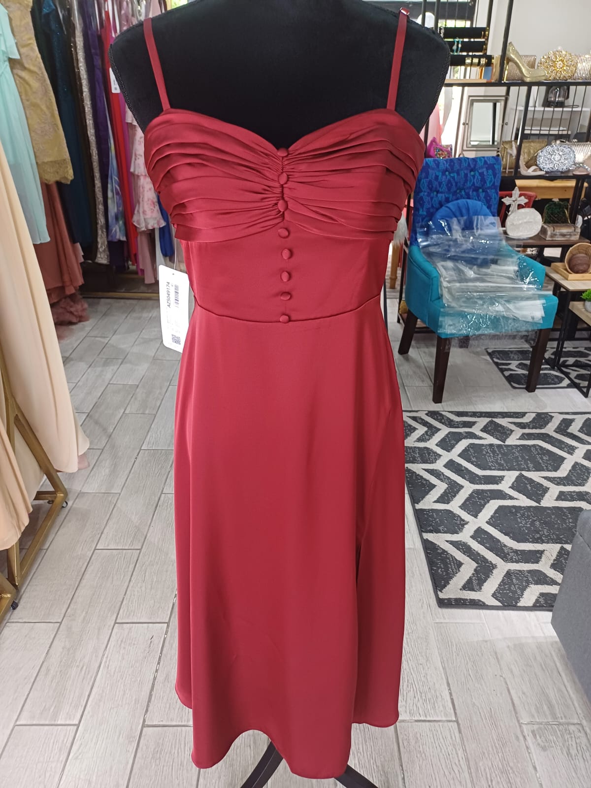 Vestido midi rojo elegante