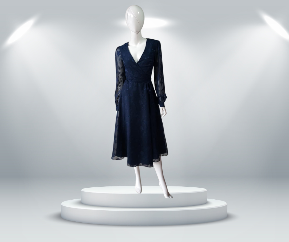 Vestido elegante azul marino con bordados florales