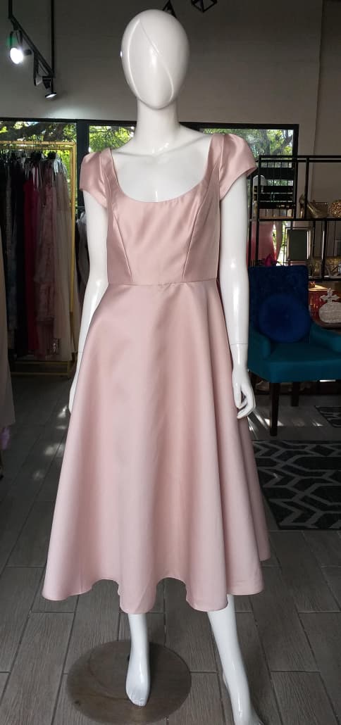 Vestido elegante de fiesta Champagne