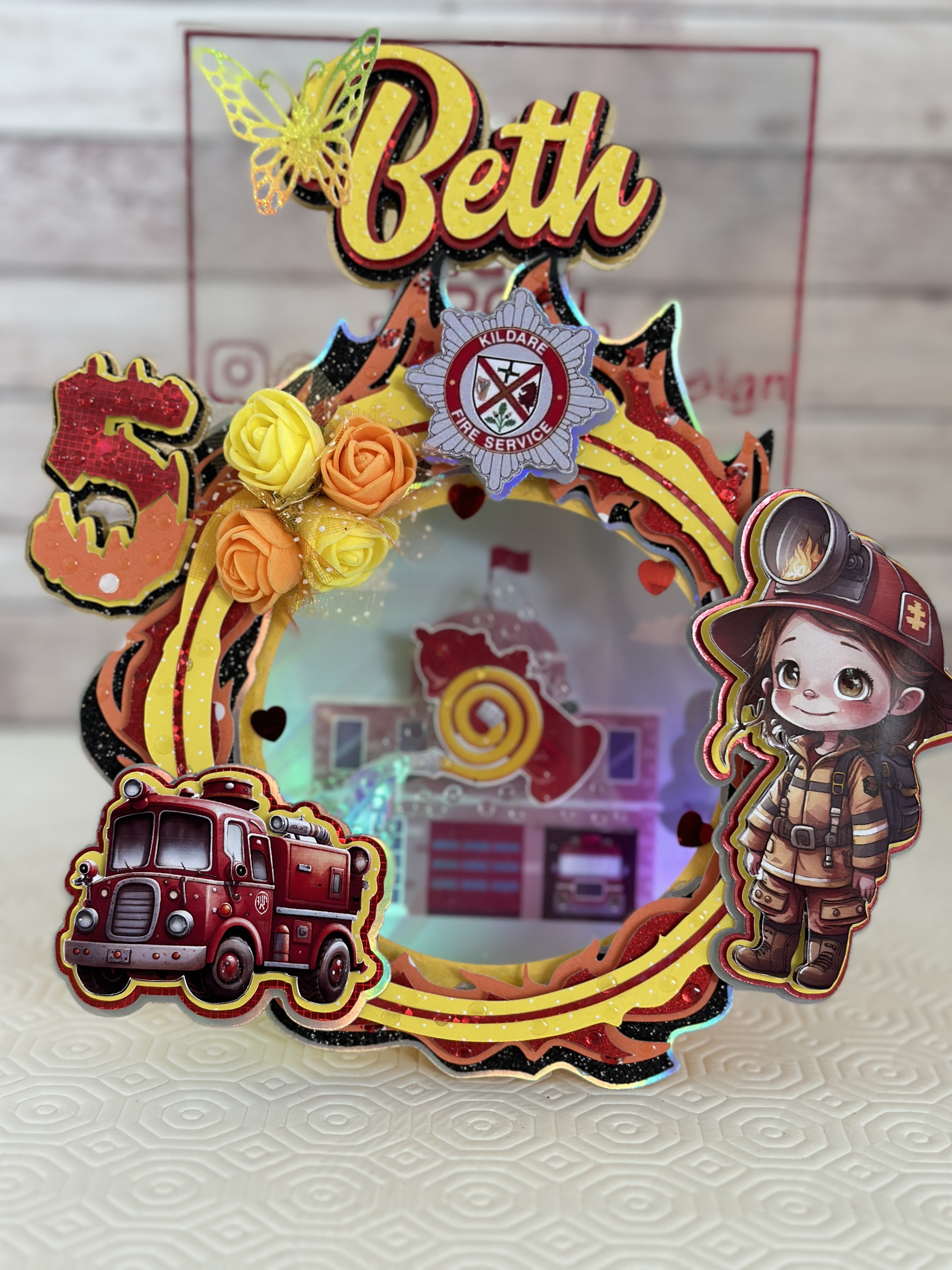 Cake Topper with Movement