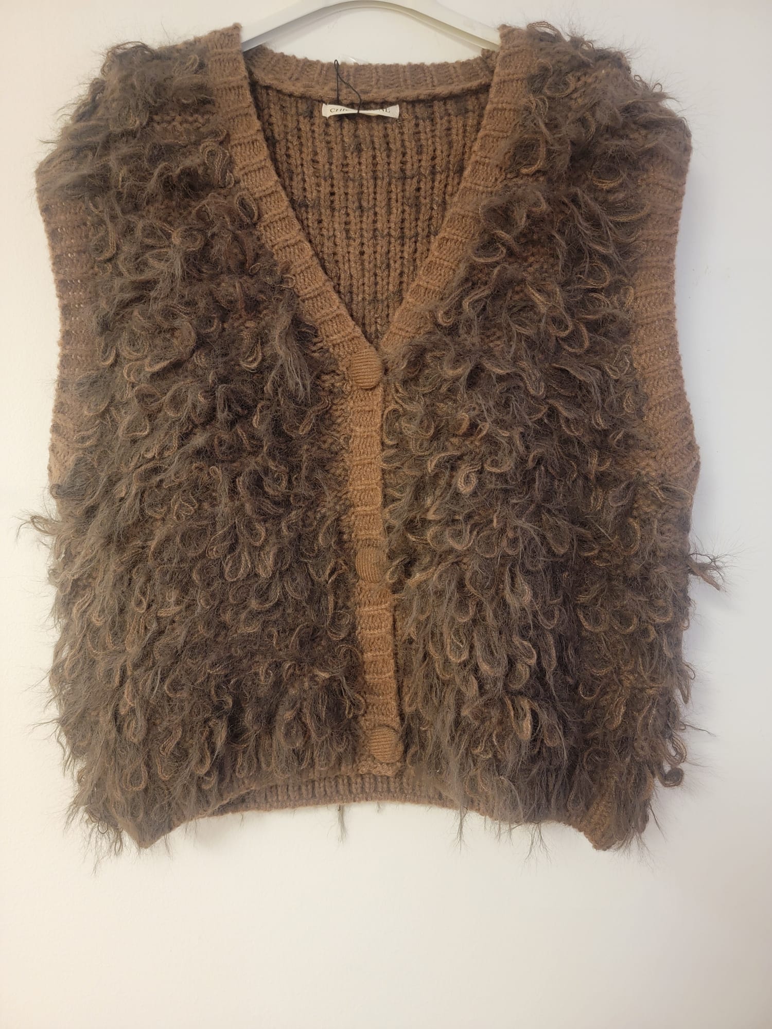 Gilet sans manches bouclée