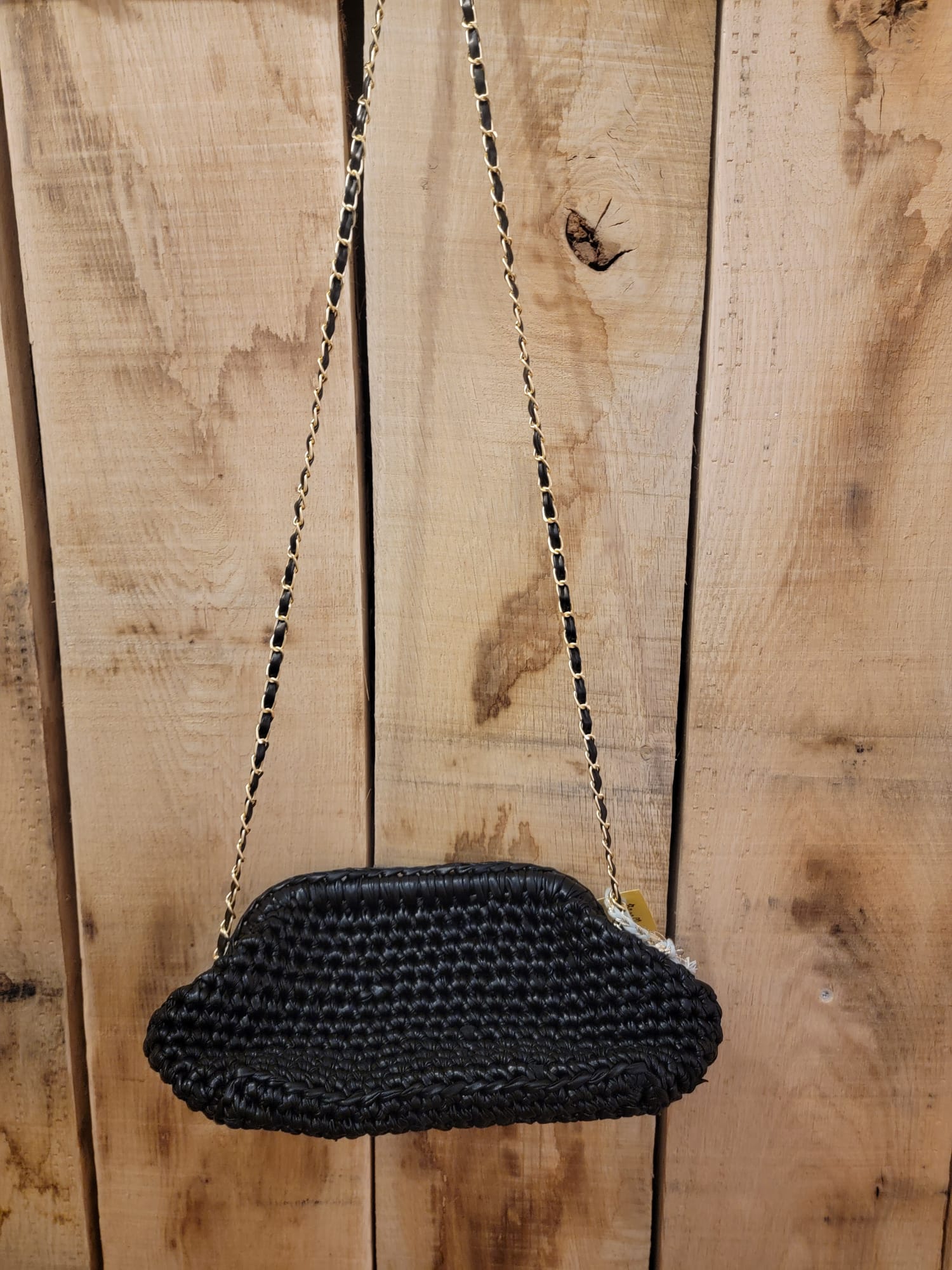 Sac à main crocheté noir