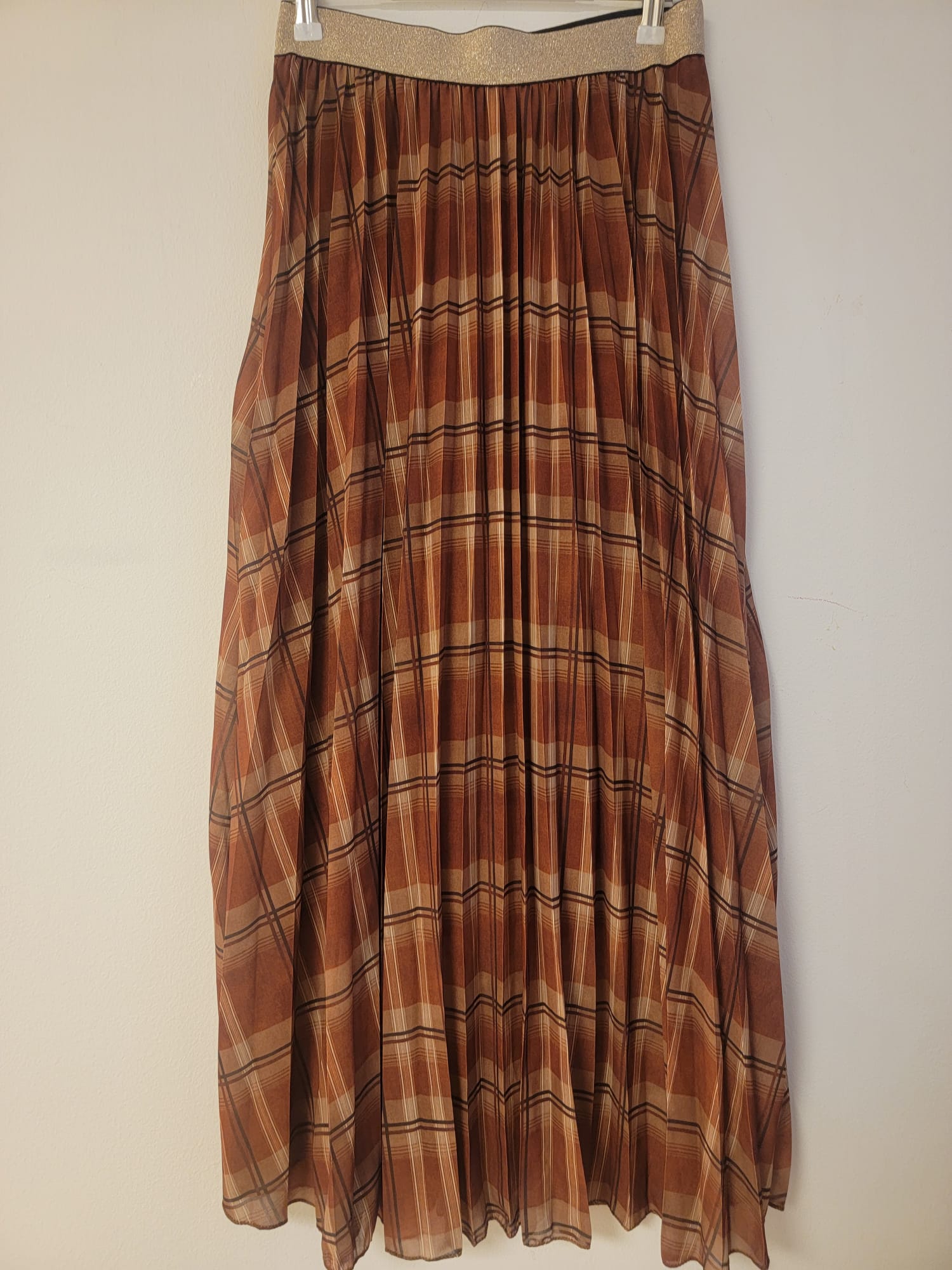 Jupe longue plissée à carreaux