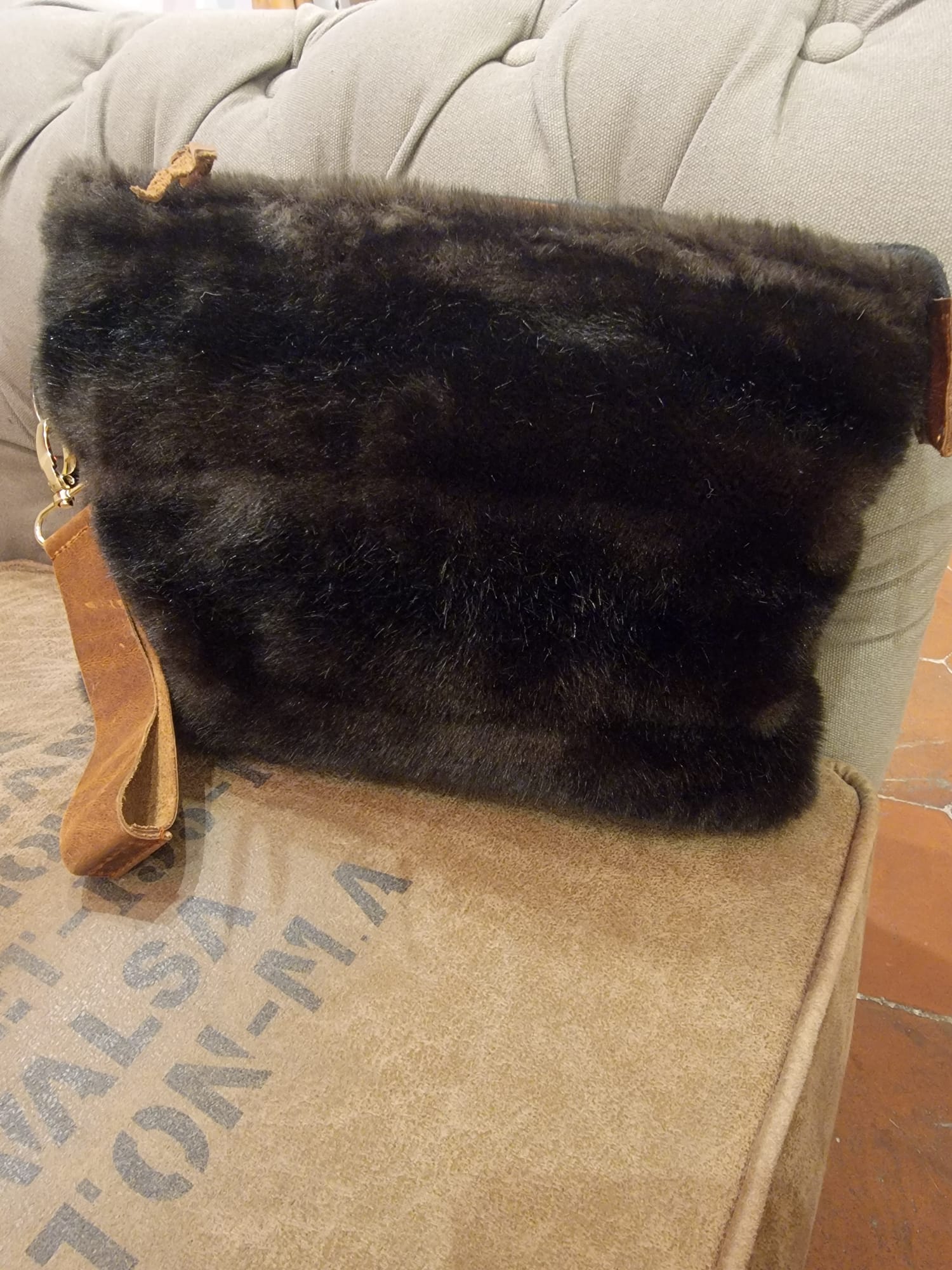 Pochette en fourrure création unique