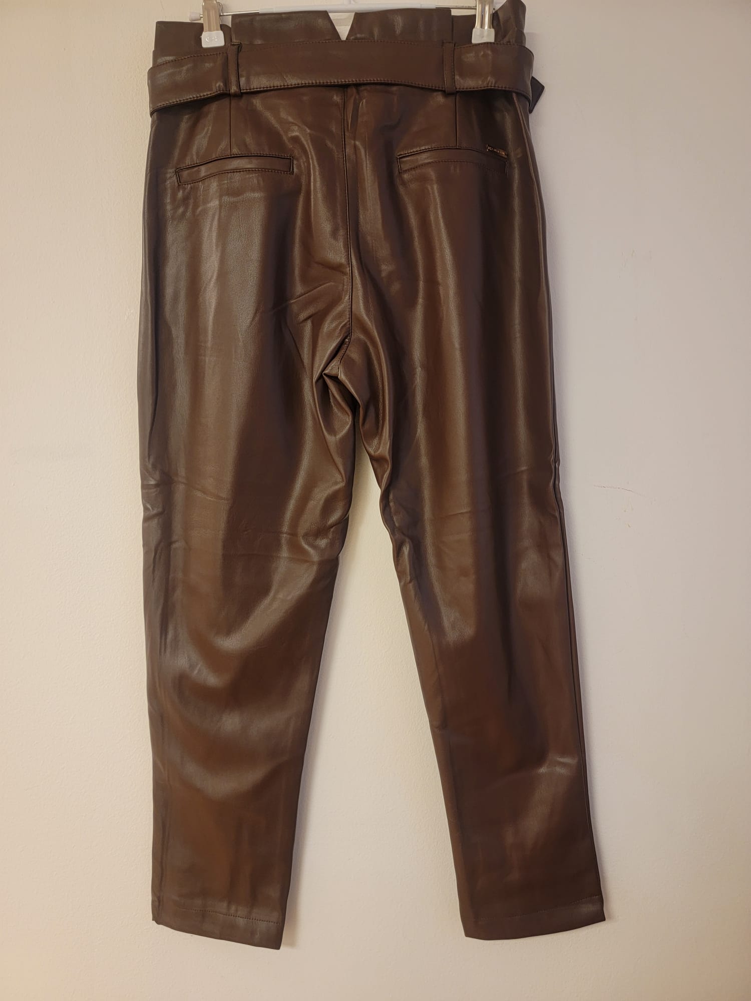 Pantalon en simili cuir chocolat