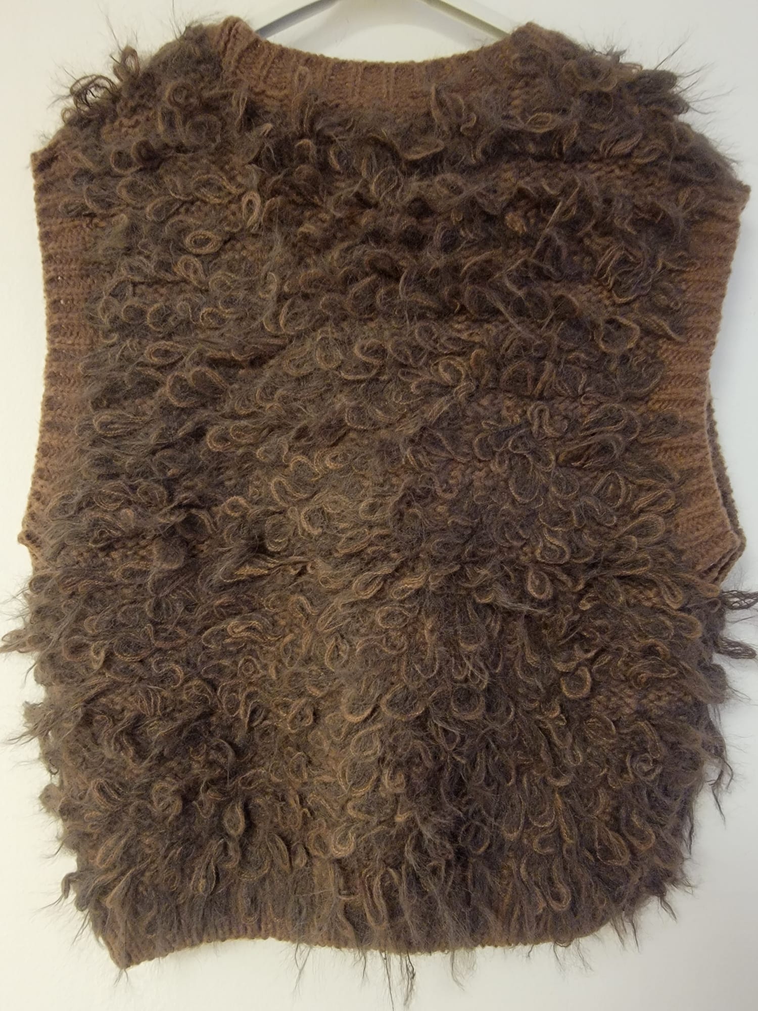 Gilet sans manches bouclée