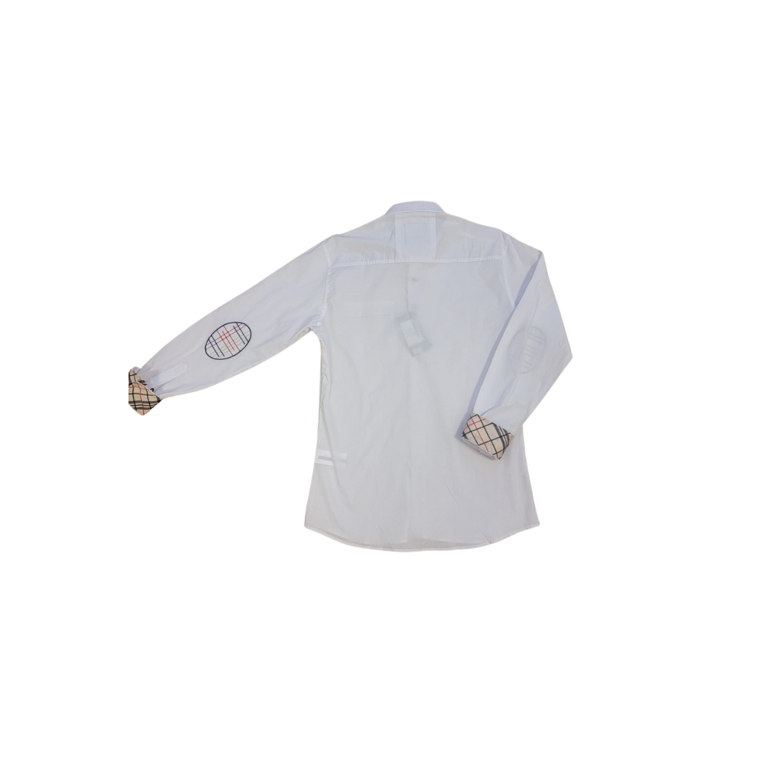 Chemise blanche à détails tartan