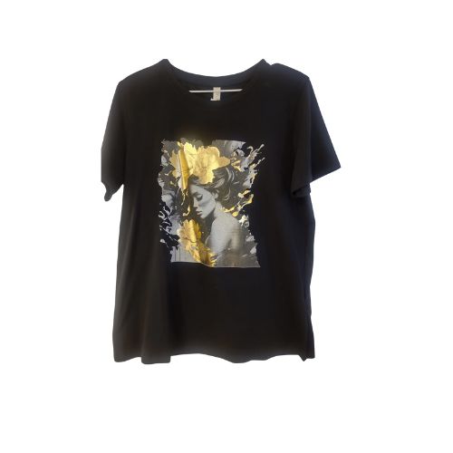 T-shirt noir à motif artistique