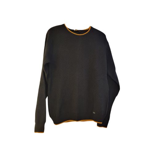 Pull noir avec bordures orange