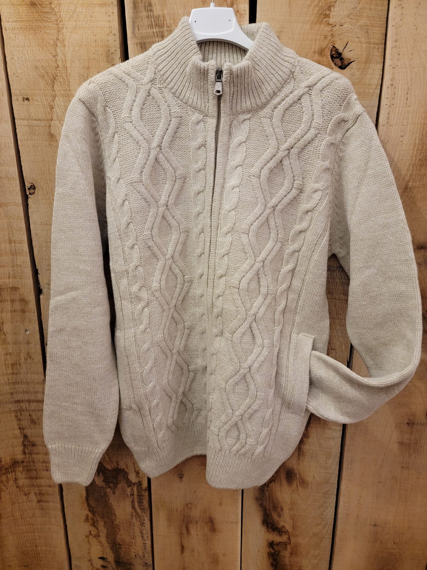 Gilet en laine torsadée beige