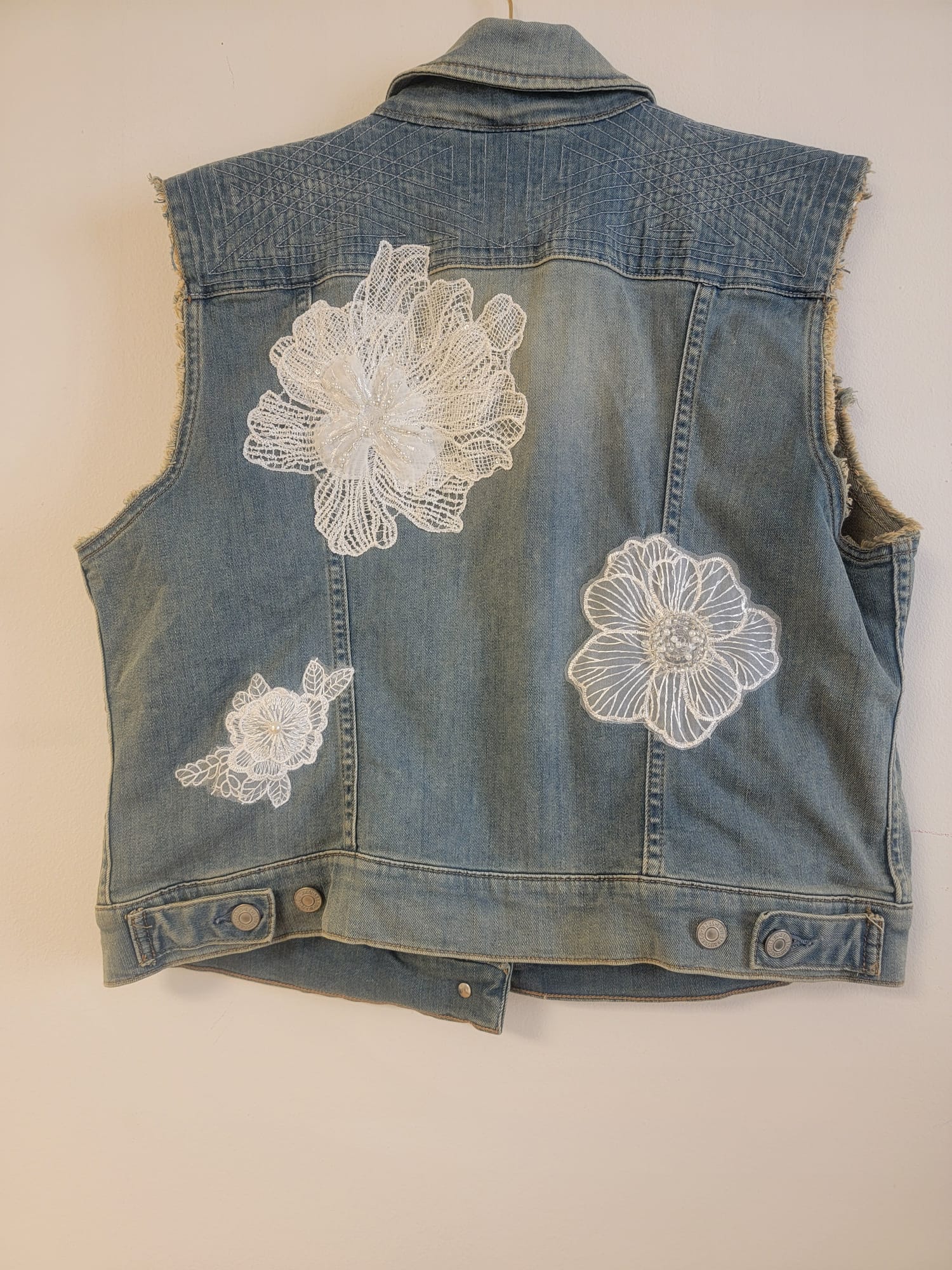 Veste en jean Levi's pièce unique customisée