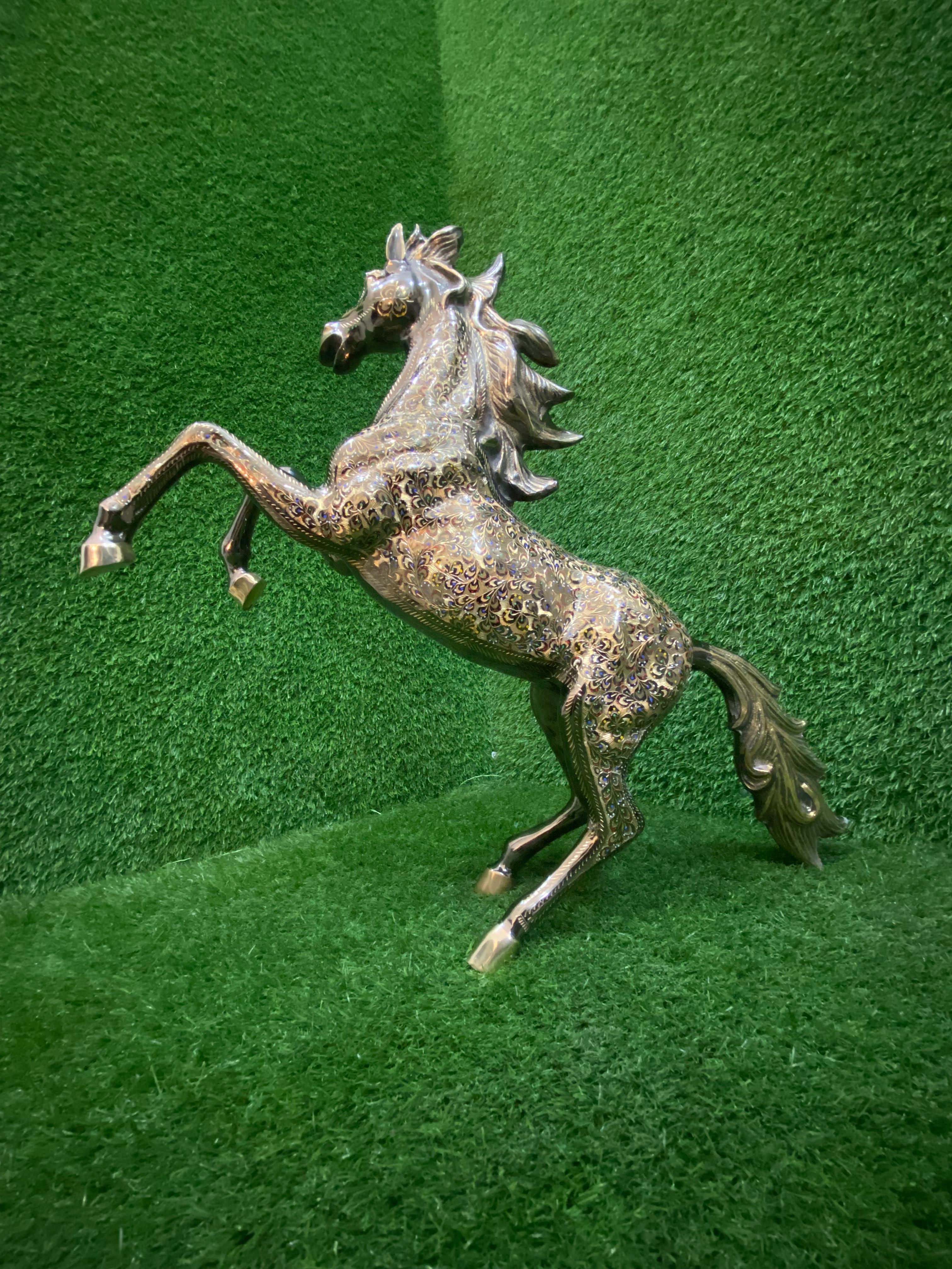 Horse 30 inch one piece