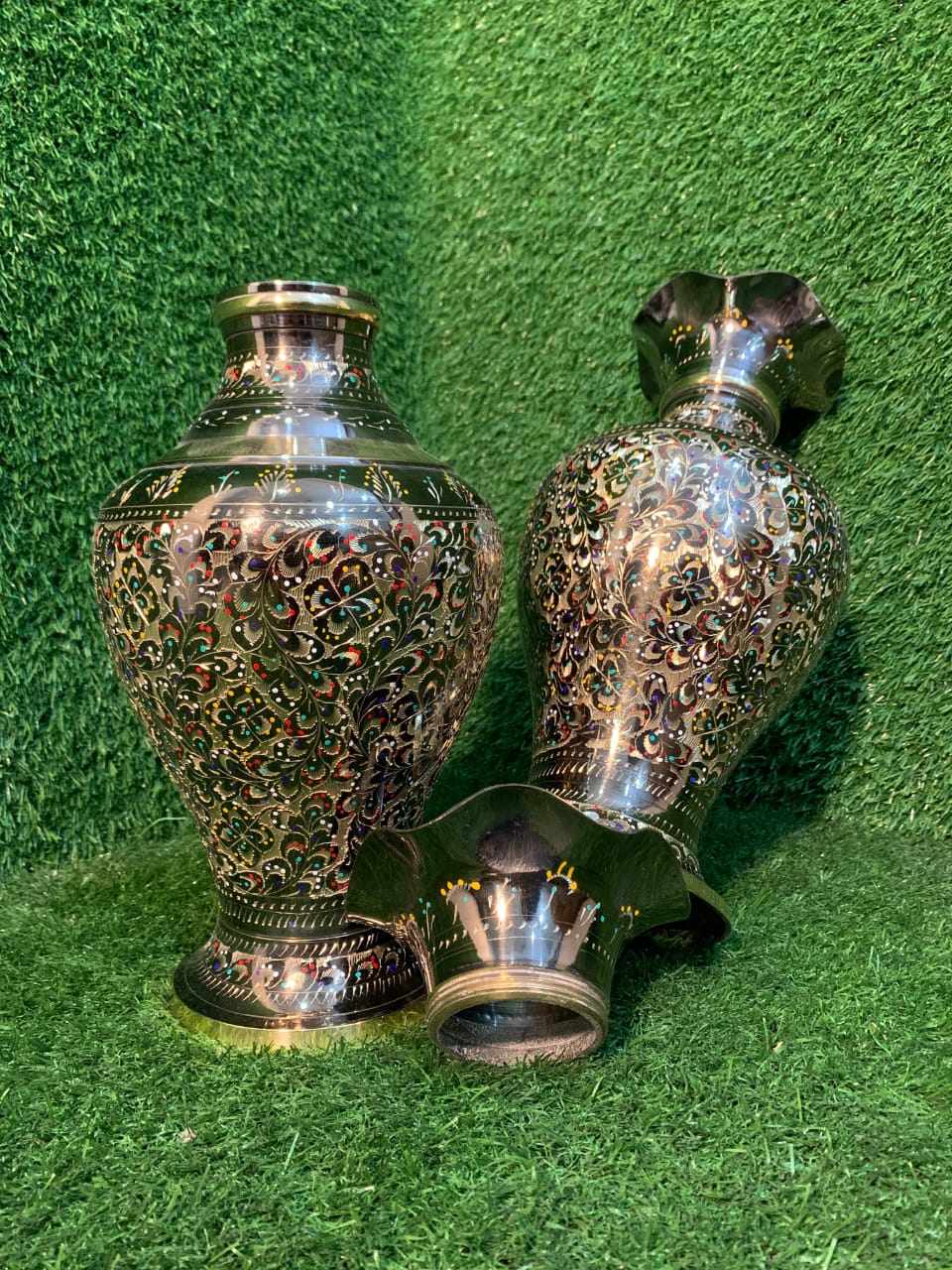 Kashmiri jar 12 inch one piece